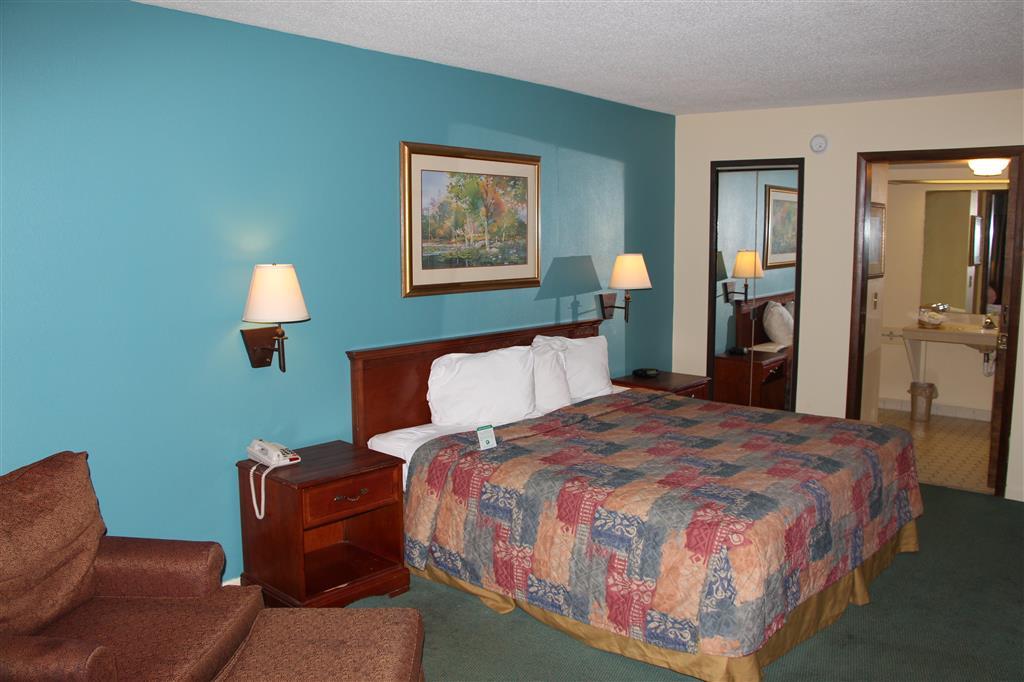 Red Roof Inn & Suites Monroe, Nc Oda fotoğraf